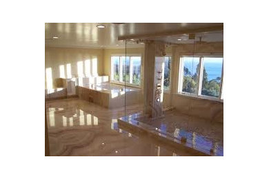 Bathroom - bathroom idea in New York