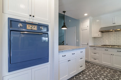 Example of a country home design design in Other