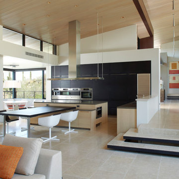 The Canyons, Home 401