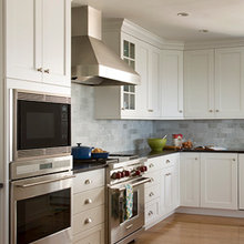 Crown moulding