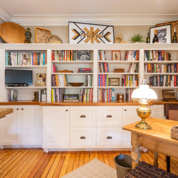 Sullivans Island Charmer: A Historic Beach Cottage