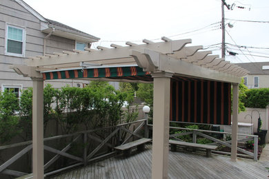 10x20 Contemporary Free-Standing Pergola With Overhead Canopy