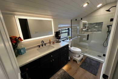 Bathroom photo in Other
