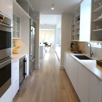 Island with Seating in Contemporary Kitchen