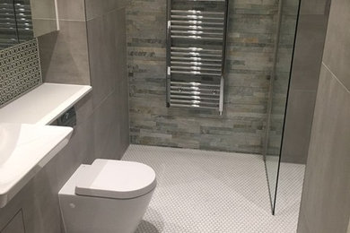 Photo of a medium sized contemporary bathroom in London.