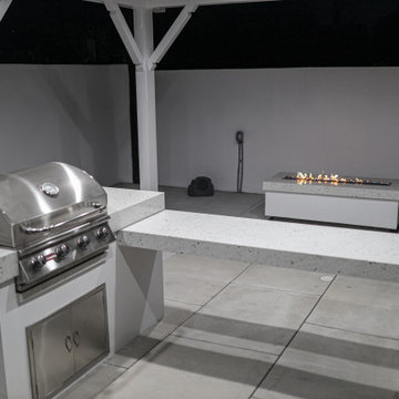 Outdoor Kitchen & Patio
