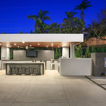 Host Parties - Luxurious Outdoor Living for Private Entertainment