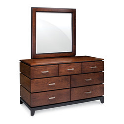 Frisco 7-Drawer Dresser w/ Mirror - Dressers