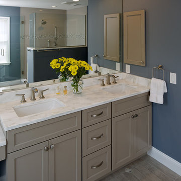 Bathrooms With Painted Wood