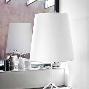 Big Wave Floor Lamp with Matte Optic White Base Finish and Garland White Shade