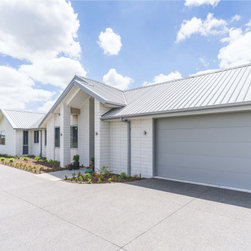 Premier Estate Brick in White - Products
