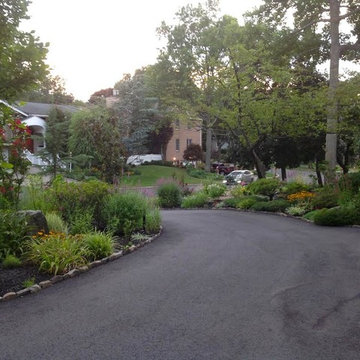 Eclectic Garden in Englewood Cliffs