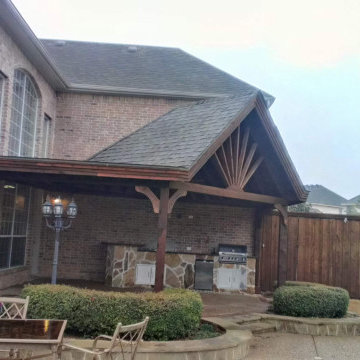 Outdoor Kitchen & Patio Cover