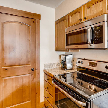 Base 9 Condo, Unit B3903