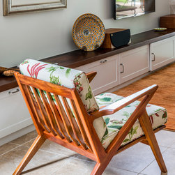 Helsinki arm chair - Dining Chairs