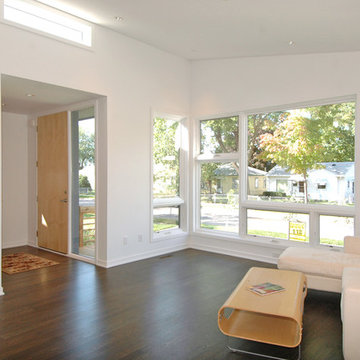 B-Line Small 002 | living + entry