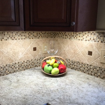 Kitchen Cabinet Lighting