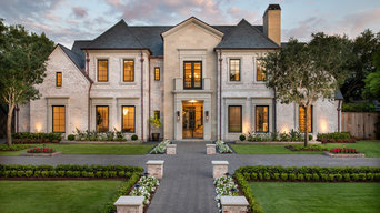 FOR SALE: Tanglewood Transitional Estate