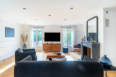 Design ideas for a contemporary living room in Manchester.