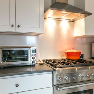 Post & Beam White Shaker Kitchen
