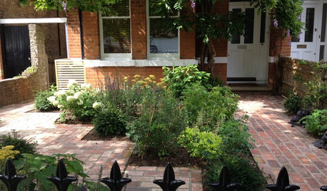 6 Ways to Combine Paving and Planting in a Front Garden