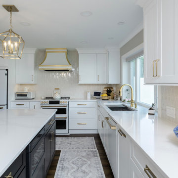 Plateau, Frost and Black With Langs Kitchen