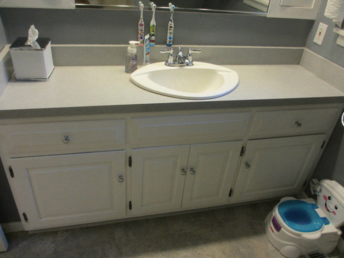 White On Bathroom Vanity, Can Bathroom Vanity Tops Be Painted