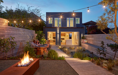 Houzz Tour: A Home Opens to the Outdoors