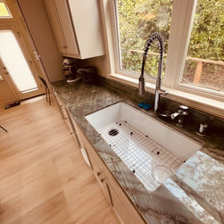 Novato Kitchen Reface - Kitchen Sink Accessories