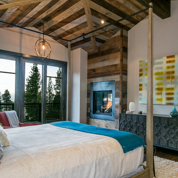 Art Placement in M25 Custom Home - Tahoe
