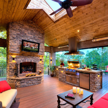 Outdoor Living and Dining