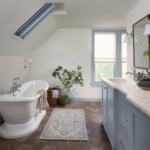 2nd floor bathroom