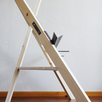 The TV Easel