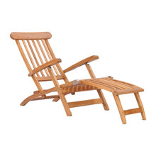 Titanic steamer lounge deck chair