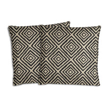 outdoor throw pillows