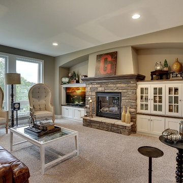 Living Room – Bay Lake Reserve Model – Spring 2014