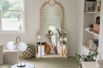 Inspiration for a contemporary family room remodel in Nashville