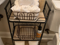 Should You Put Out “Fancy” Hand Towels When Guests Come Over?