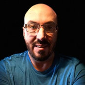 Travis Lewis's photo