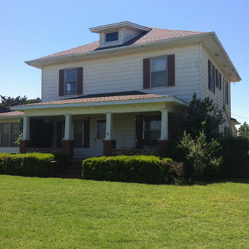 Kingfisher County Farmhouse