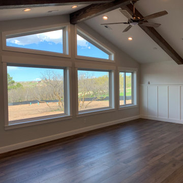 Pinewood RV Garage, Workshop, and Apartment