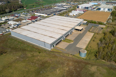 Gewerbeimmobilie - Lagerhalle
