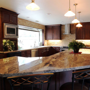 Gold River Kitchen