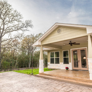 Exterior View to Pool Entry of Living Room