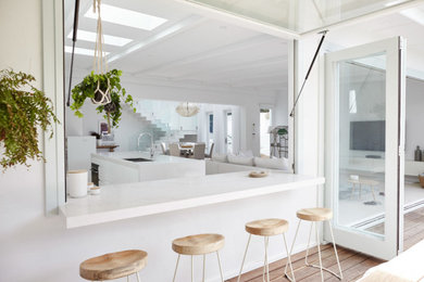 Photo of a modern kitchen in Sydney.