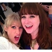 Laura McFarlane's photo