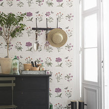 Traditional Wallpaper by Tangletree Interiors