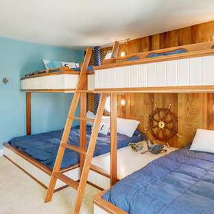 Foto de dormitorio infantil de 4 a 10 años, marinero, con paredes azules