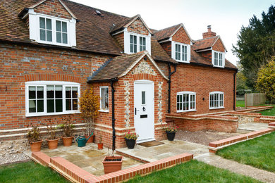 Inspiration for a house exterior in Oxfordshire.