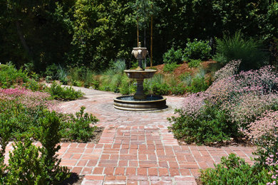 1938 Colonial Revival California Native Garden